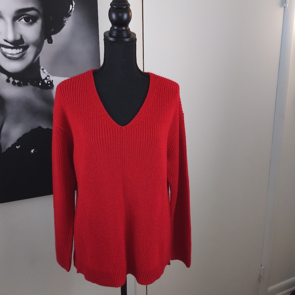 H&M v-neck sweater